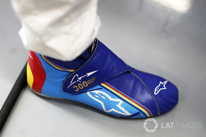Гоночные ботинки пилота McLaren Фернандо Алонсо