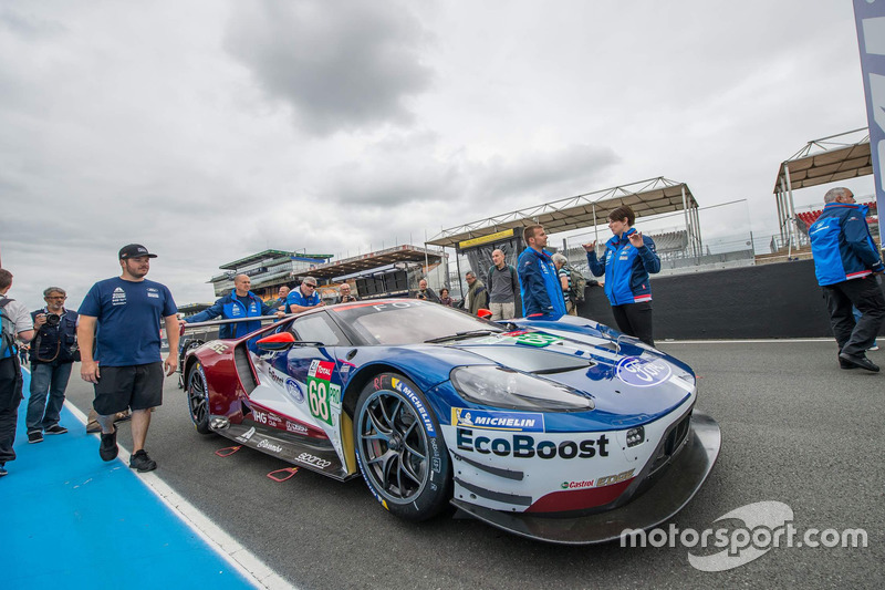 #68 Ford Chip Ganassi Racing Ford GT