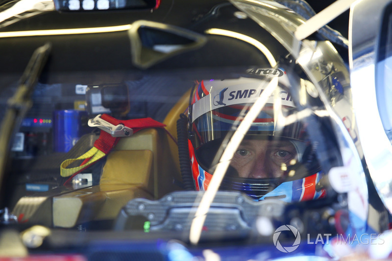#11 SMP Racing BR Engineering BR1: Jenson Button