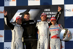 Podio: segundo puesto Rubens Barrichello, Brawn GP, Ross Brawn, Director de Brawn GP, Ganador de la carrera Jenson Button, Brawn GP, tercer lugar Jarno Trulli, Toyota
