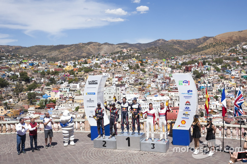 Podium: Ganador, Sébastien Ogier, Julien Ingrassia, M-Sport Ford WRT Ford Fiesta WRC, segundo, Dani Sordo, Carlos Del Barrio, Hyundai Motorsport Hyundai i20 Coupe WRC, tercero, Kris Meeke, Paul Nagle, Citroën World Rally Team Citroën C3 WRC