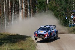 Thierry Neuville, Nicolas Gilsoul, Hyundai i20 WRC, Hyundai Motorsport