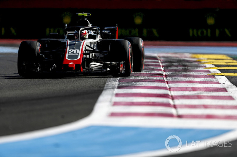 <img src="https://cdn-1.motorsport.com/static/custom/car-thumbs/F1_2018/TESTS/haas.png" alt="" width="250" /> Haas
