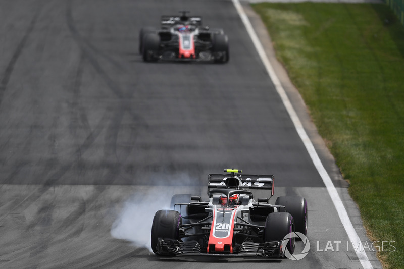 Kevin Magnussen, Haas F1 Team VF-18 locks up