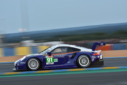 #91 Porsche GT Team Porsche 911 RSR: Richard Lietz, Gianmaria Bruni, Frédéric Makowiecki