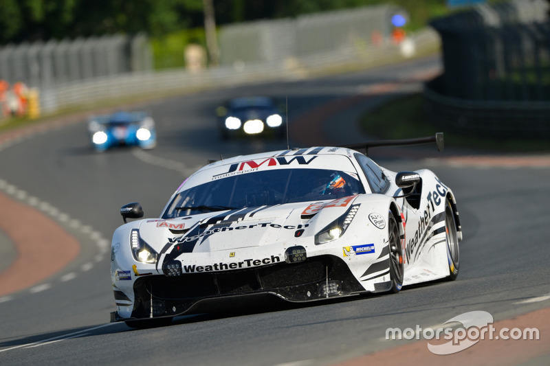 #84 JMW Motorsport Ferrari 488 GTE: Liam Griffin, Cooper MacNeil, Jeff Segal