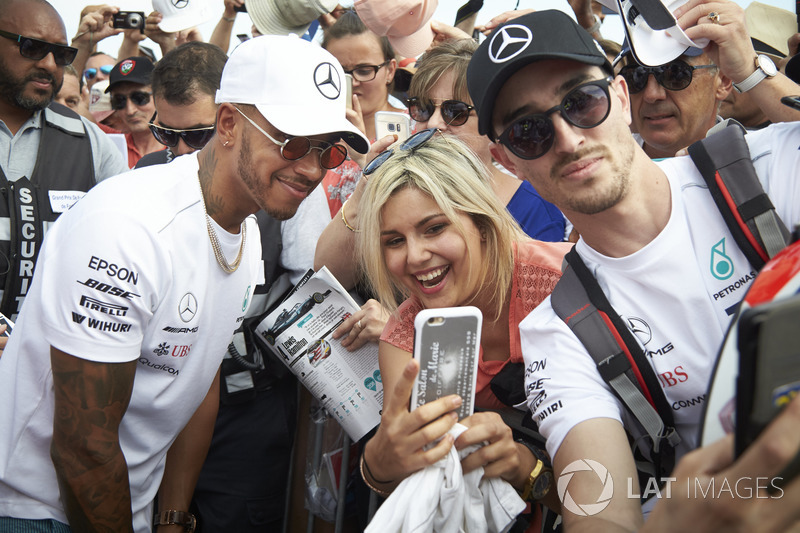 Lewis Hamilton, Mercedes AMG F1, rencontre des fans