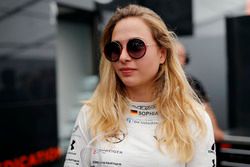 Sophia Flörsch, Van Amersfoort Racing Dallara F317 - Mercedes-Benz