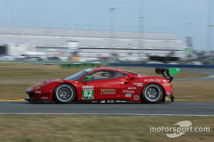 #82 Risi Competizione Ferrari 488 GT3, GTD: Ricardo Perez de Lara, Martin Fuentes, Santiago Creel, Miguel Molina, Matt Griffin