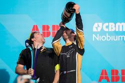 Jean-Eric Vergne, Techeetah, celebra en el podio