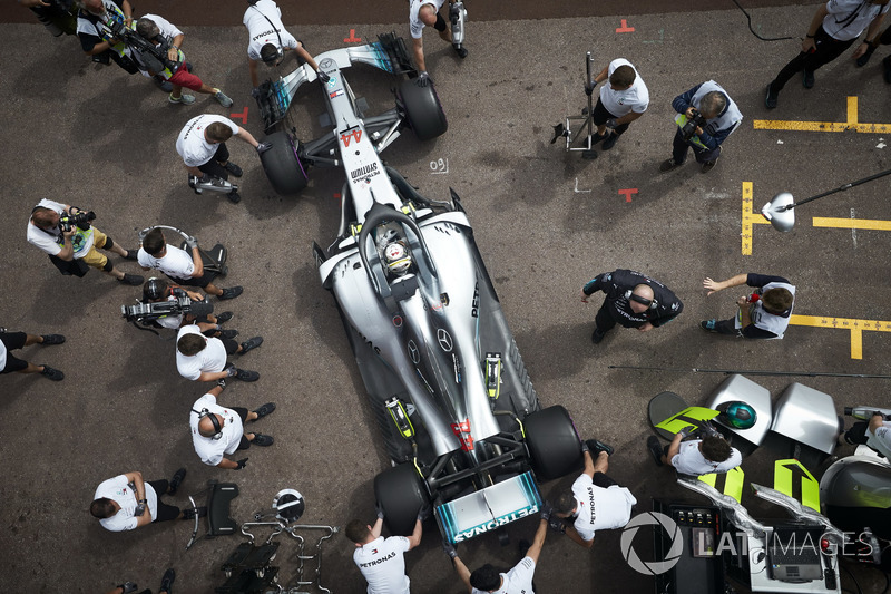 Lewis Hamilton, Mercedes AMG F1 W09
