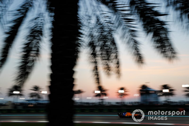 Carlos Sainz Jr., McLaren MCL34