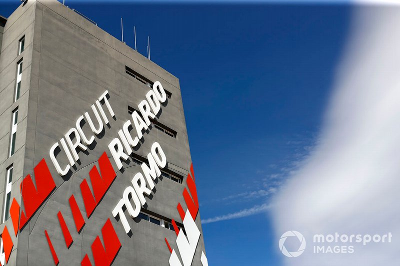 Circuit Ricardo Tormo building