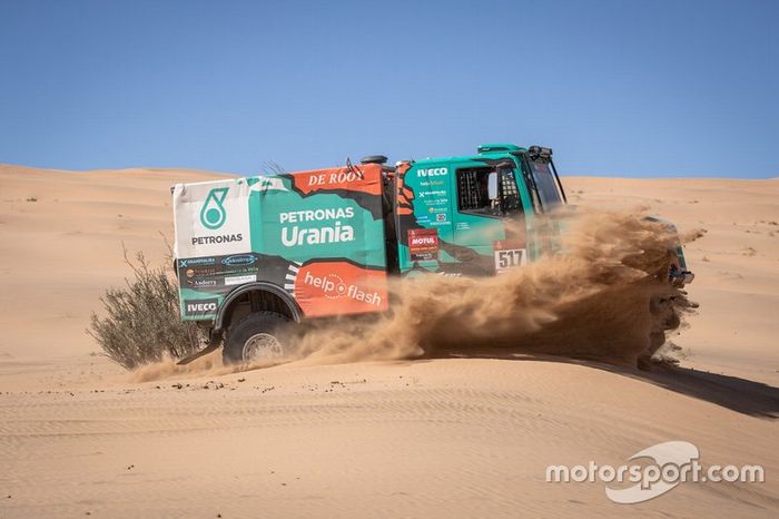 #517 Team De Rooy IVECO: Albert Llovera, Ferran Marco Alcayna, Marc Torres
