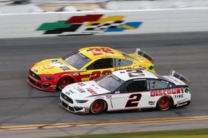 Brad Keselowski, Team Penske, Ford Mustang Discount Tire Joey Logano, Team Penske, Ford Mustang Shell Pennzoil       