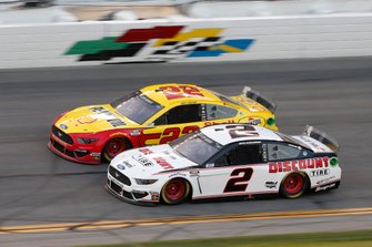Brad Keselowski, Team Penske, Ford Mustang Discount Tire Joey Logano, Team Penske, Ford Mustang Shell Pennzoil