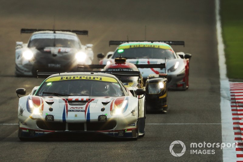 #70 MR Racing Ferrari 488 GTE: Motoaki Ishikawa, Olivier Beretta, Kei Cozzolino