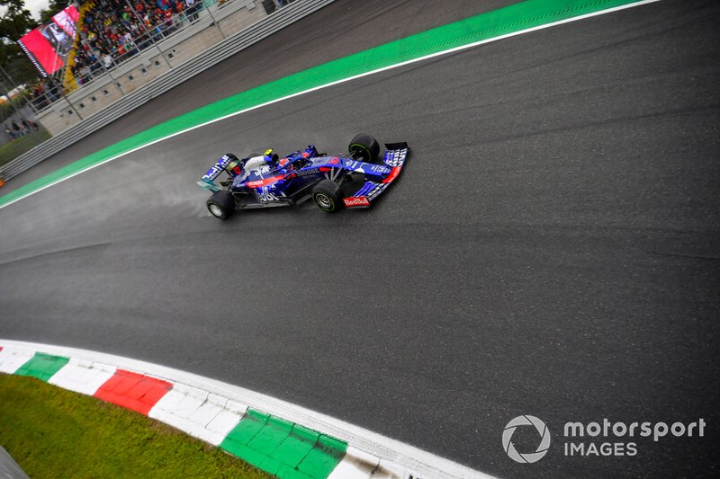 19 - Pierre Gasly, Toro Rosso STR14 - 1'21.125