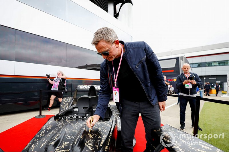 Daniel Craig, Actor