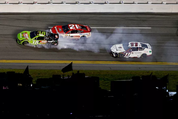 Zane Smith, Ford de Front Row Motorsports