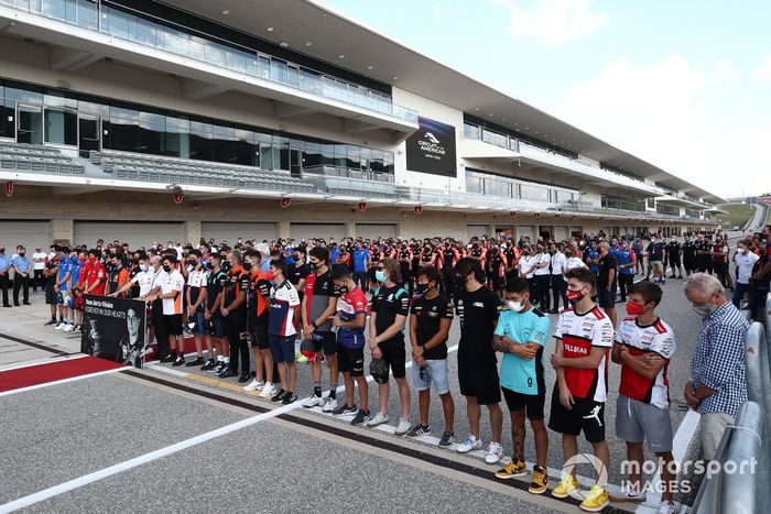 El MotoGP recuerda al piloto de WorldSSP300 Dean Berta Viñales