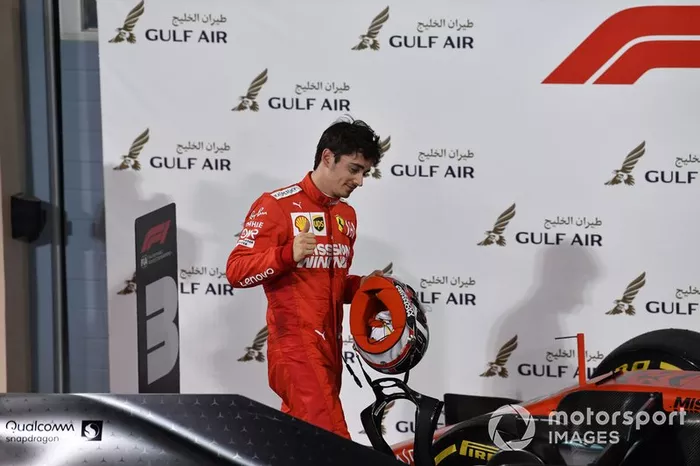 Charles Leclerc, Ferrari, tercero, en Parc Ferme