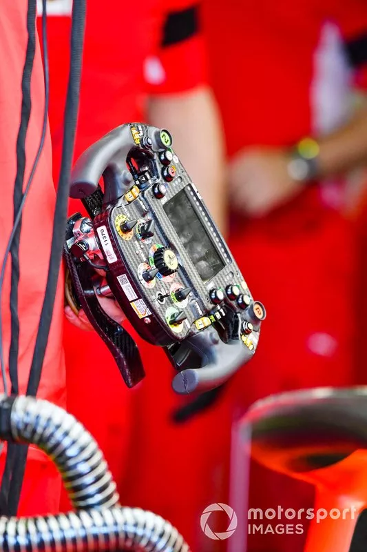Stuurwiel van de Ferrari SF90