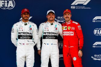 Polesitter Valtteri Bottas, Mercedes AMG F1, tweede Lewis Hamilton, Mercedes AMG F1, derde Sebastian Vettel, Ferrari
