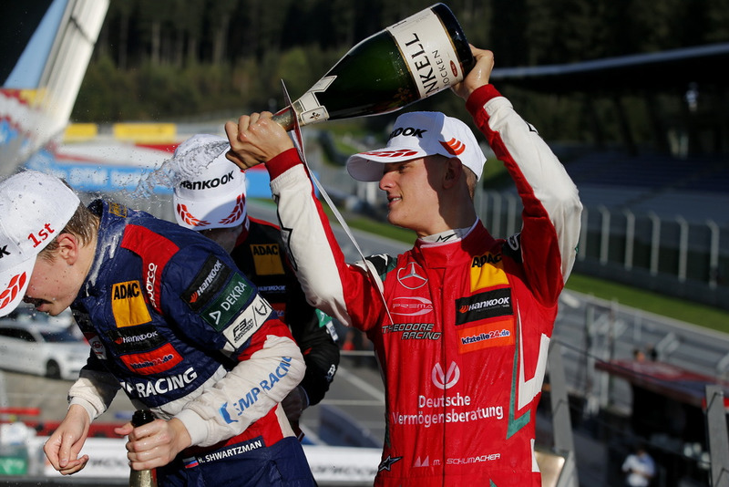 Podium: Robert Shwartzman, PREMA Theodore Racing Dallara F317 - Mercedes-Benz, Mick Schumacher, PREMA Theodore Racing Dallara F317 - Mercedes-Benz