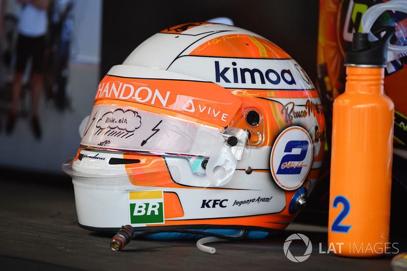 Helm Stoffel Vandoorne, McLaren