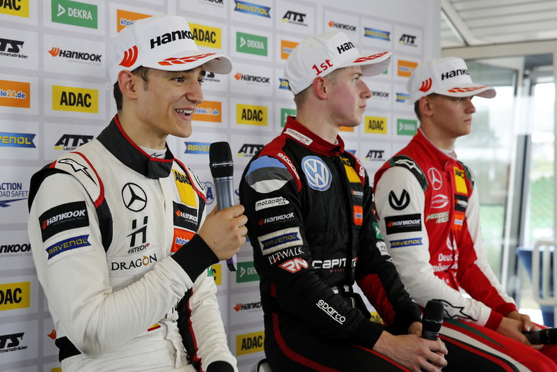Conferenza stampa, Alex Palou, Hitech Bullfrog GP Dallara F317 - Mercedes-Benz, Jüri Vips, Motopark Dallara F317 - Volkswagen, Mick Schumacher, PREMA Theodore Racing Dallara F317 - Mercedes-Benz