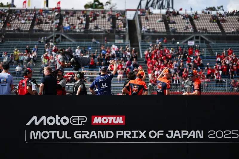  Parade des pilotes avant la course MotoGP du Japon 