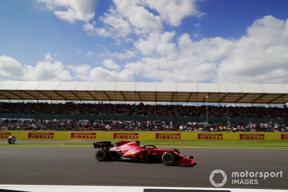 Carlos Sainz Jr., Ferrari SF21