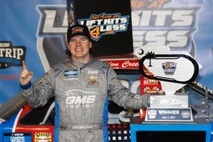 Race winner Sheldon Creed, GMS Racing, Chevrolet Silverado