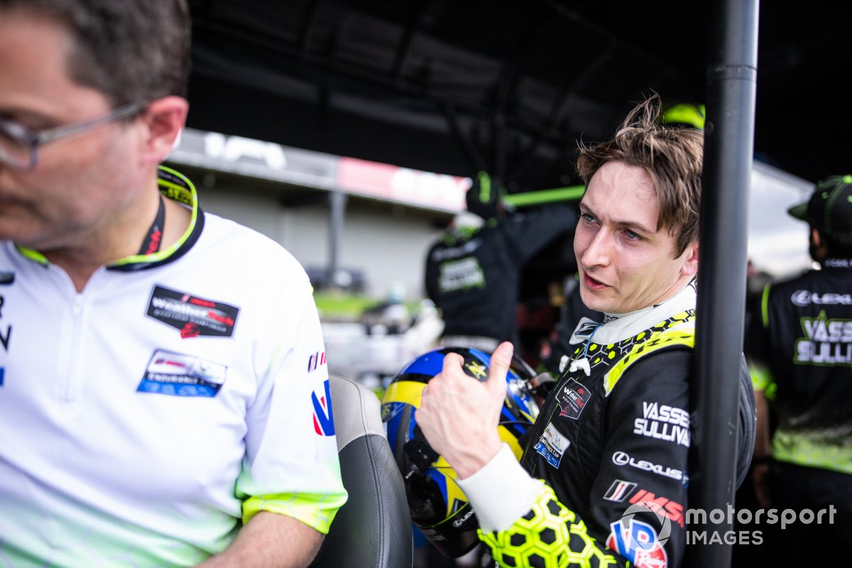 #12: VasserSullivan Lexus RC F GT3, GTD: Frankie Montecalvo, Zach Veach