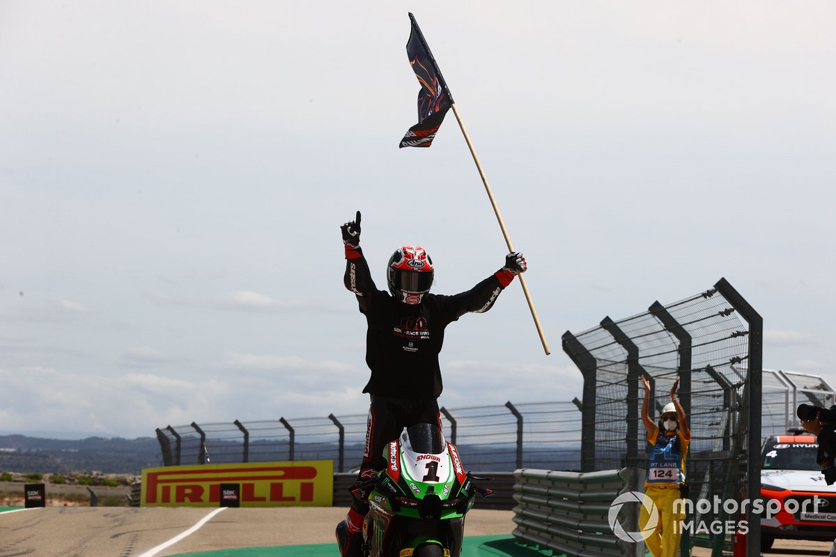 Jonathan Rea, Kawasaki Racing Team WorldSBK festeggia la 100esima gara nel WorldSBK