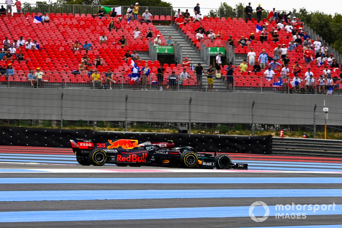Valtteri Bottas, Mercedes W12, Max Verstappen, Red Bull Racing RB16B