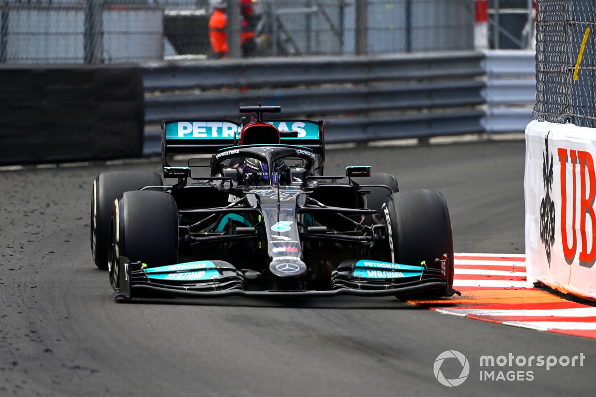Lewis Hamilton, Mercedes W12
