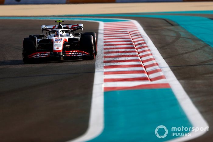 Mick Schumacher, Haas VF-22