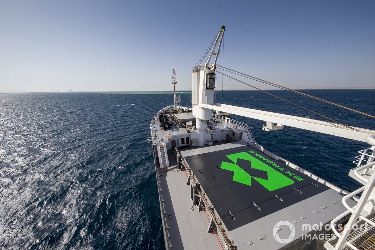 El buque, RMS St. Helena, paddock flotante de la Extreme E