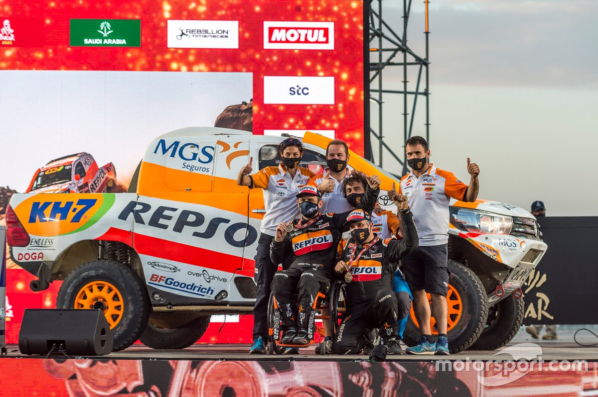 #327 Repsol Rally Team Toyota: Pujol Isidre Esteve, Txema Villalobos