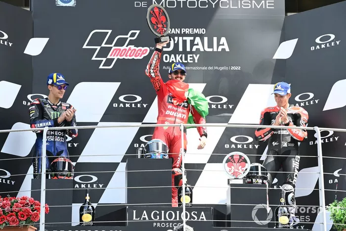 Podio: ganador Francesco Bagnaia, Equipo Ducati