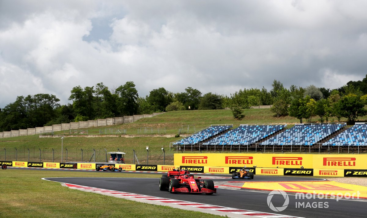 Charles Leclerc, Ferrari SF1000, Carlos Sainz Jr., McLaren MCL35, Lando Norris, McLaren MCL35