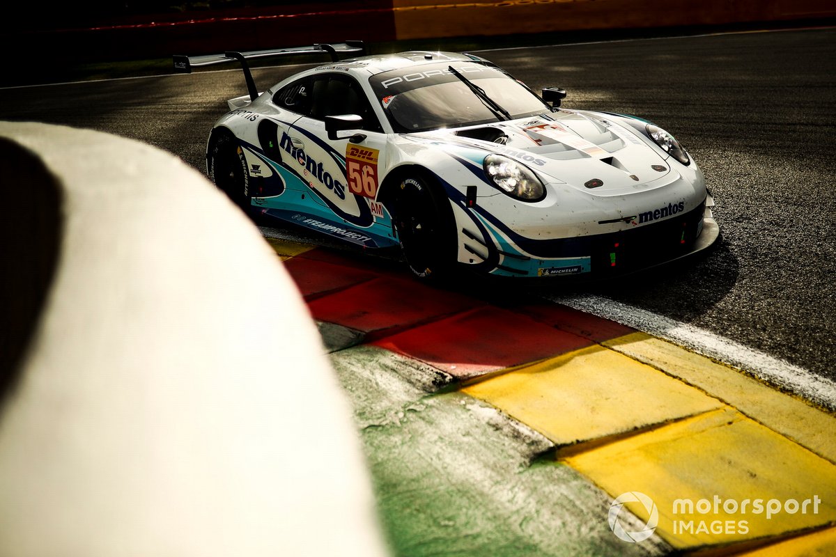 #56 Team Project 1 Porsche 911 RSR: Egidio Perfetti, Laurents Horr, Matteo Cairoli