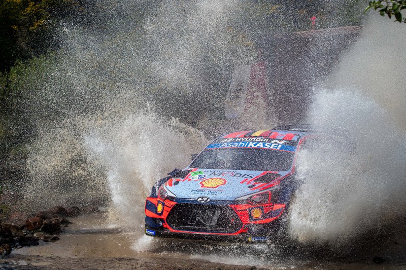 Thierry Neuville, Nicolas Gilsoul, Hyundai Motorsport Hyundai i20 Coupe WRC