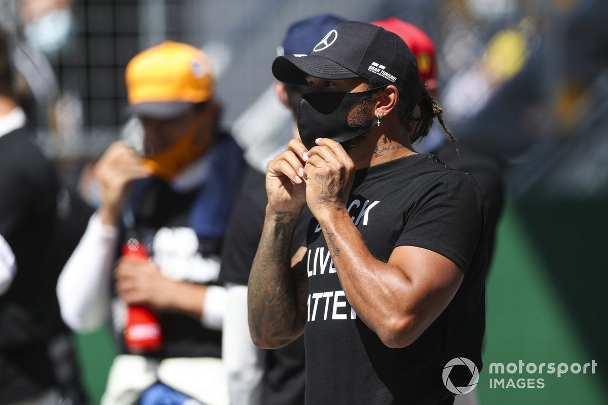 Lewis Hamilton, Mercedes-AMG Petronas F1, on the grid