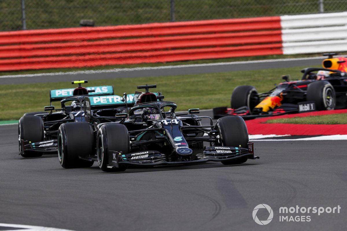 Lewis Hamilton, Mercedes F1 W11, Valtteri Bottas, Mercedes F1 W11, Max Verstappen, Red Bull Racing RB16