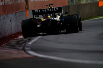 Daniel Ricciardo, Renault R.S.19