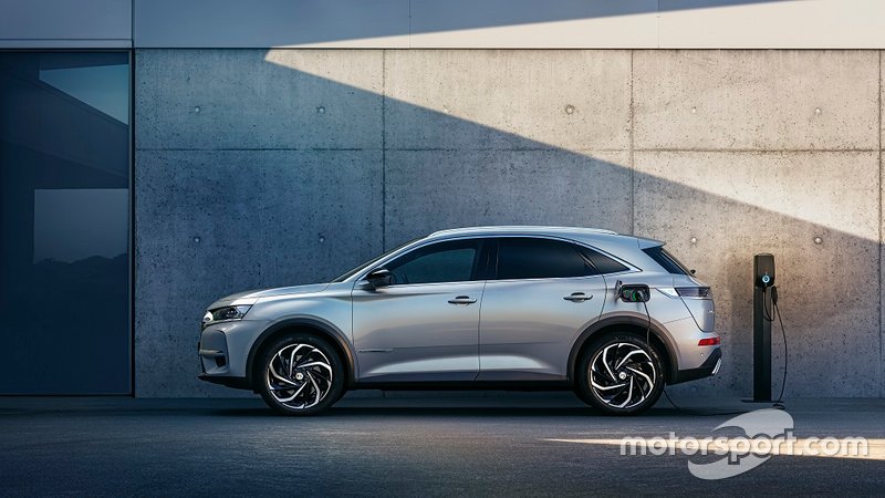 DS 7 Crossback E-Tense 4x4