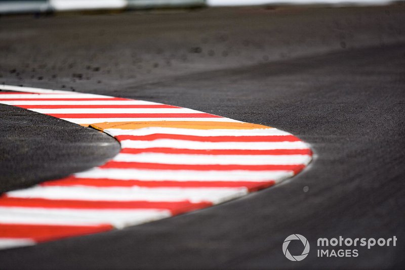 Monaco kerbs